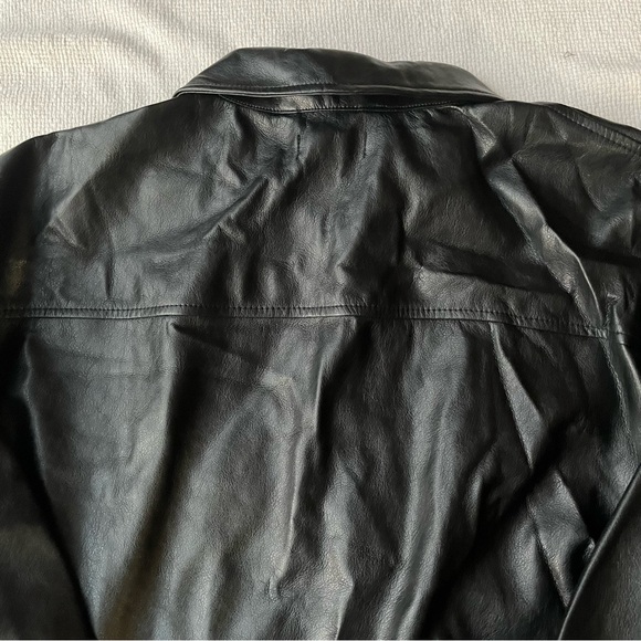 Forever 21 Men's Black Faux Leather Jacket Shacket Snap Button Shirt - Picture 5 of 10